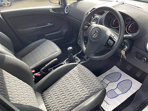 Vauxhall Corsa thumbnail