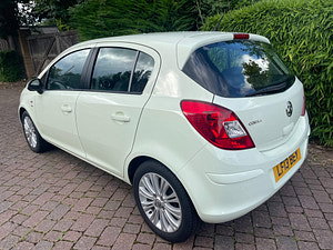Vauxhall Corsa thumbnail