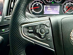 Vauxhall Insignia thumbnail