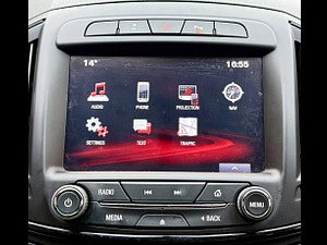 Vauxhall Insignia thumbnail