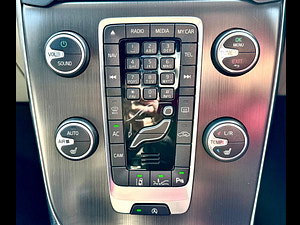 Volvo V40 thumbnail