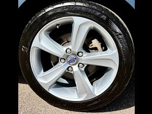 Volvo V40 thumbnail