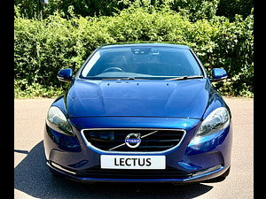 Volvo V40 thumbnail