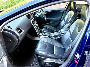 Volvo V40 thumbnail