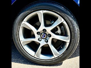 Volvo V40 thumbnail