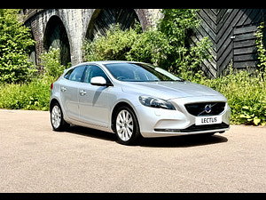 Volvo V40 thumbnail