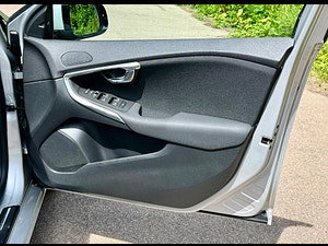 Volvo V40 thumbnail