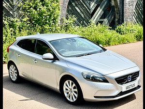Volvo V40 thumbnail