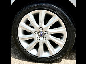 Volvo V40 thumbnail