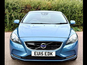 Volvo V40 thumbnail