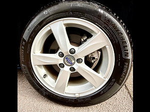 Volvo V40 thumbnail