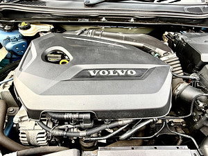 Volvo V40 thumbnail