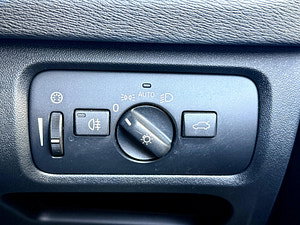 Volvo V40 Cross Country thumbnail