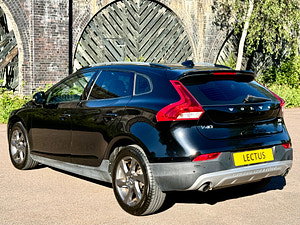 Volvo V40 Cross Country thumbnail