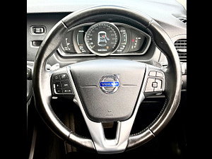 Volvo V40 Cross Country thumbnail