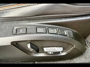 Volvo V40 Cross Country thumbnail