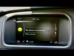 Volvo V40 Cross Country thumbnail