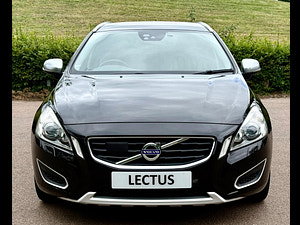 Volvo V60 thumbnail