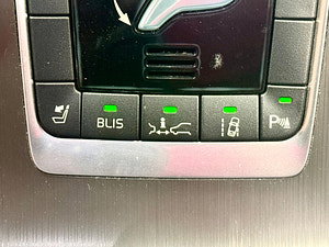 Volvo V60 thumbnail