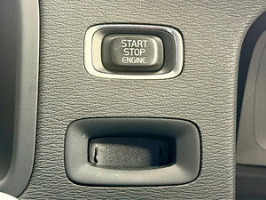 Volvo V60 thumbnail