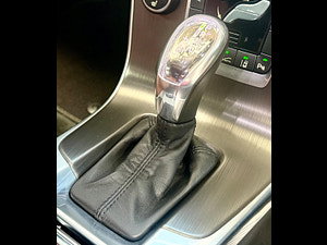 Volvo V60 thumbnail