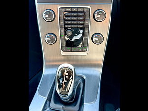 Volvo V60 thumbnail