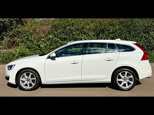 Volvo V60 thumbnail