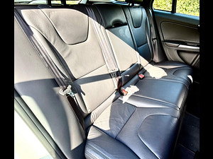 Volvo V60 thumbnail