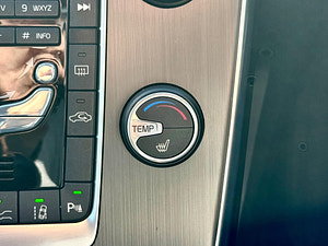 Volvo V60 thumbnail