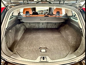 Volvo V60 thumbnail