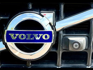 Volvo V70 thumbnail
