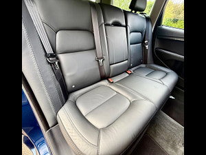Volvo V70 thumbnail