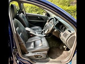 Volvo V70 thumbnail
