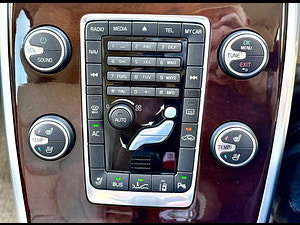 Volvo V70 thumbnail