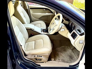 Volvo V70 thumbnail