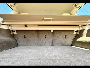 Volvo V70 thumbnail