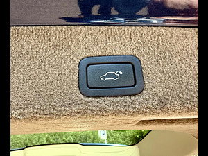 Volvo V70 thumbnail