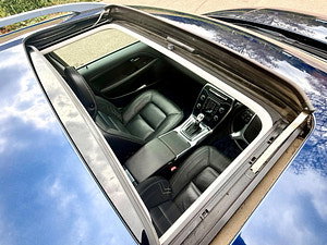 Volvo V70 thumbnail
