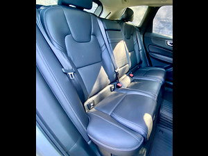 Volvo XC60 thumbnail