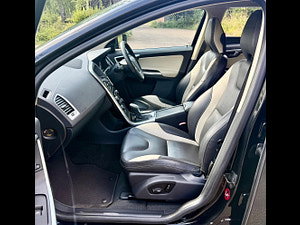 Volvo XC60 thumbnail