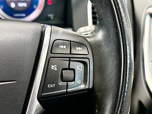 Volvo XC60 thumbnail