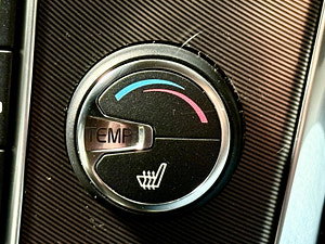 Volvo XC60 thumbnail