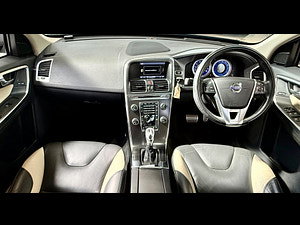 Volvo XC60 thumbnail