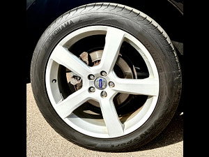 Volvo XC60 thumbnail