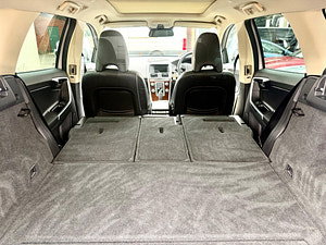 Volvo XC60 thumbnail