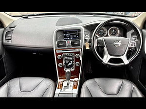 Volvo XC60 thumbnail