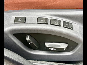 Volvo XC70 thumbnail