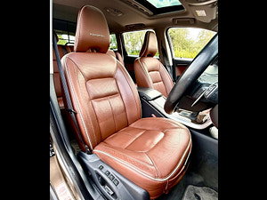 Volvo XC70 thumbnail