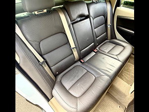 Volvo XC70 thumbnail