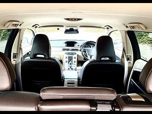 Volvo XC70 thumbnail